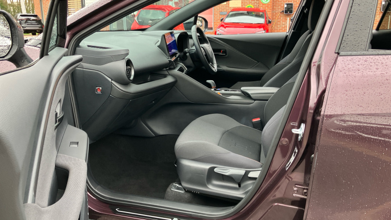 Toyota C-HR 2.0 PHEV Design 5dr CVT Hatchback